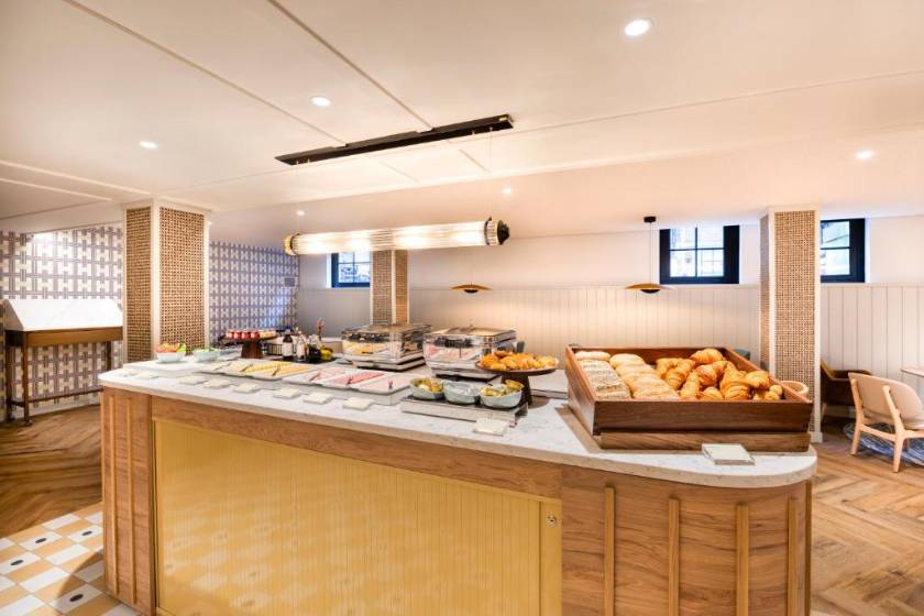 Citadines Canal Amsterdam - breakfast