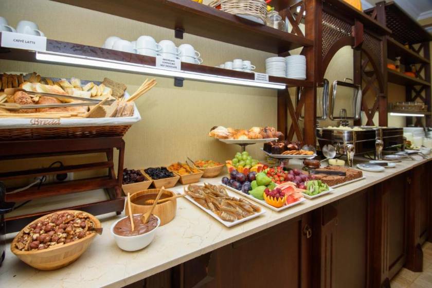KMM Hotel - breakfast