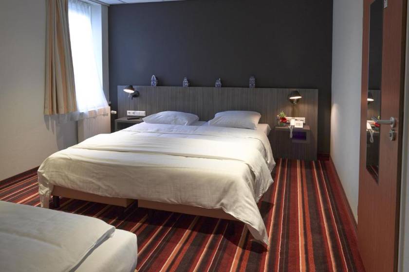 Mozart Hotel - Standard Triple Room