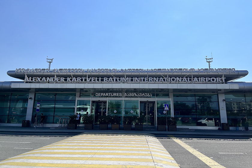 فرودگاه باتومی