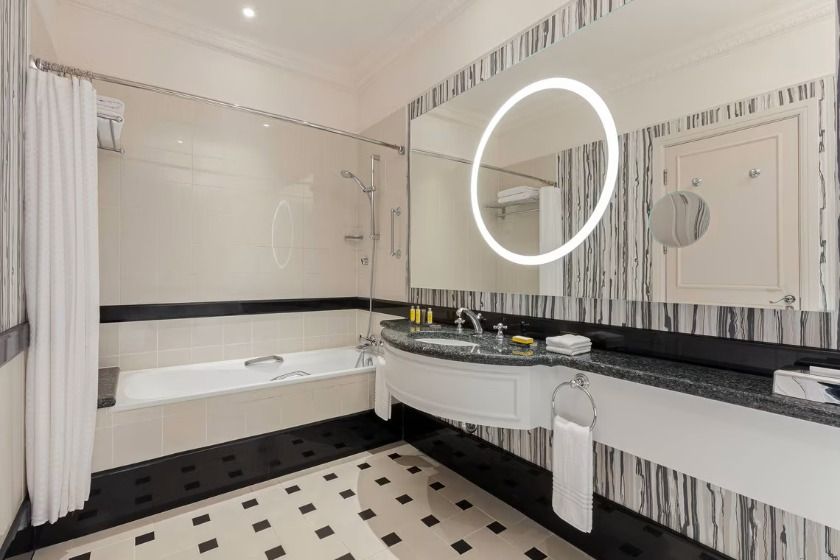 Tbilisi Marriott Hotel Tbilisi - Deluxe Twin Room, 2 Queen