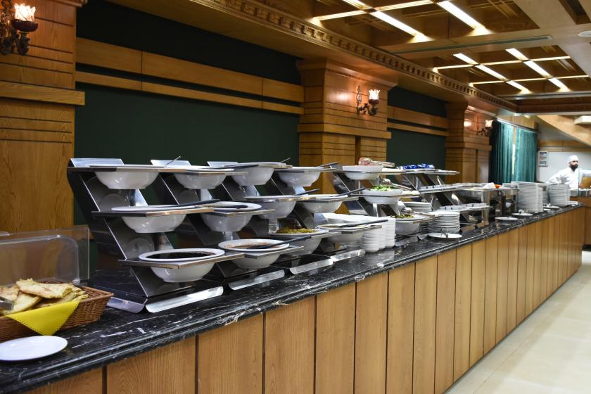 هتل فدک الزهرا مشهد - رستوران