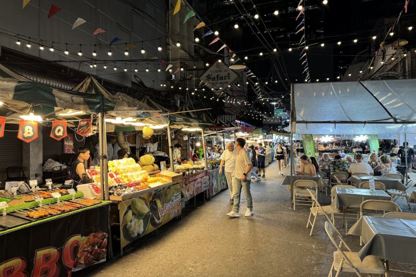 بازار پات پونگ بانکوک. منبع عکس: گوگل‌مپ. عکاس: cnm lgb