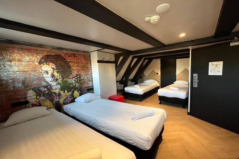 Heart of Amsterdam Hostel - Quadruple Private Room