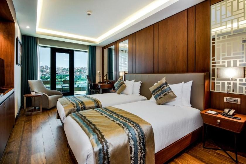 Clarion Hotel Golden Horn Istanbul - Deluxe Double or Twin Room with Balcony