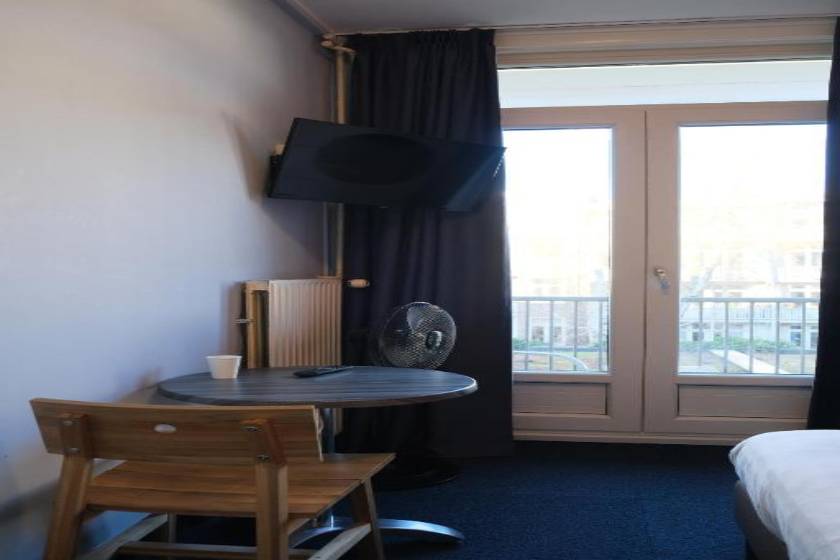 Hotel Abba - Single Room with Shared Bathroom