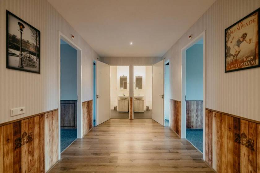 Amsterdam ID Aparthotel - Four-Bedroom Executive Apartment