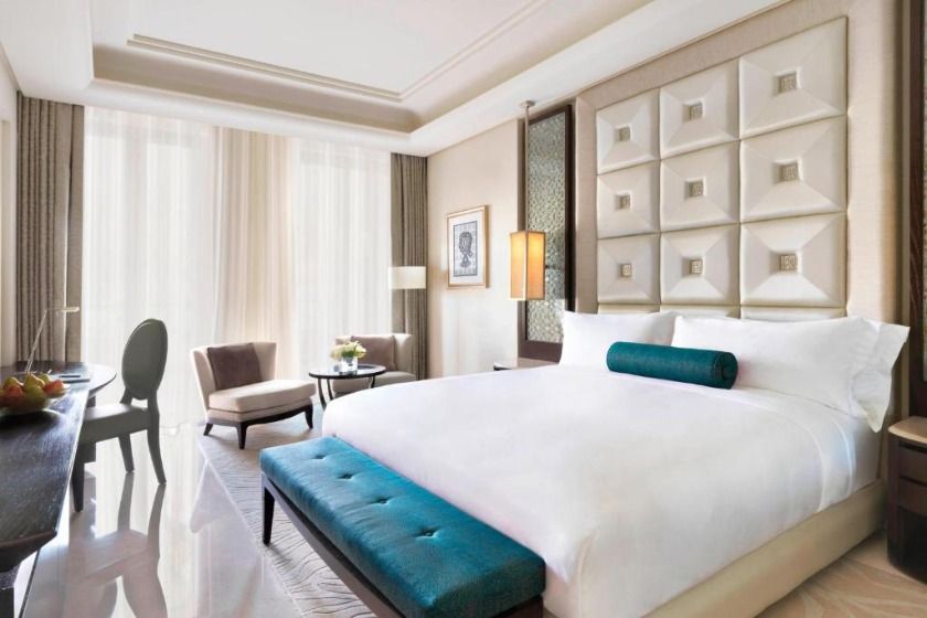 Al Bustan Palace, a Ritz-Carlton Hotel Muscat - Deluxe King Pool View, Guest room