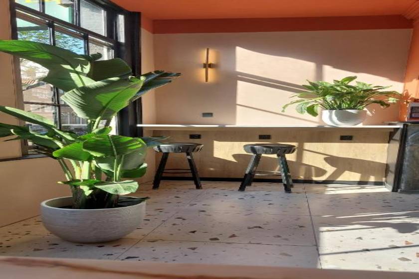 Heart of Amsterdam Hostel - facade