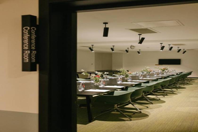 Castor & Pollux Hotel - conference room