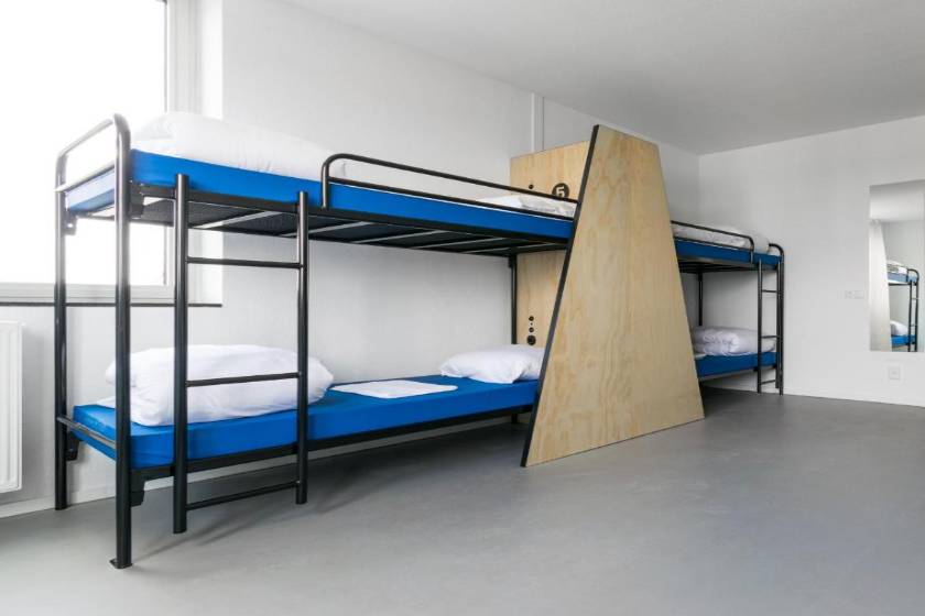Via Amsterdam - 8-Bed Mixed Dormitory Room
