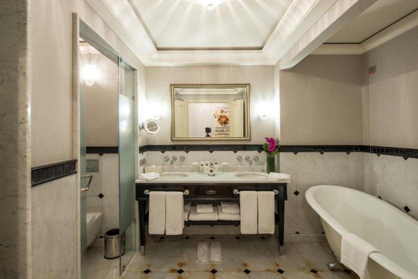 Pera Palace Hotel Istanbul - Alfred Hitchcock Suite