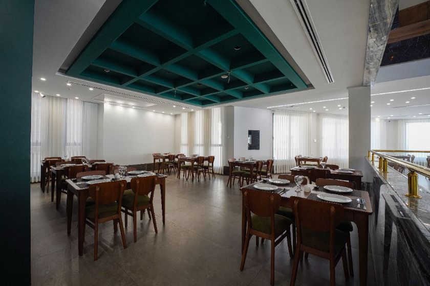 هتل ایوان 2 (فدائی) مشهد - رستوران