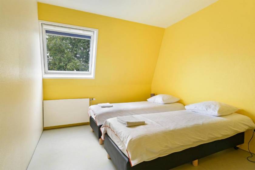 Hans Brinker Hostel Amsterdam - Deluxe Twin Room