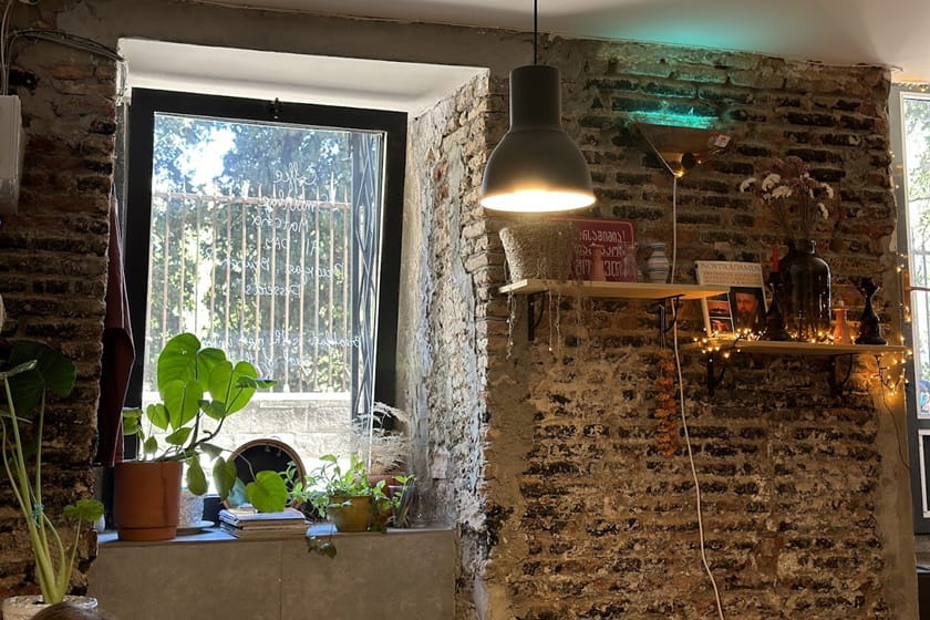 کافه برکفست ایز 