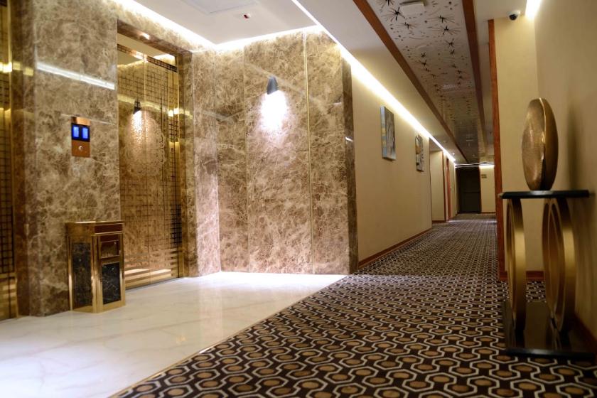 هتل شهدای خلیج فارس مشهد - راهرو