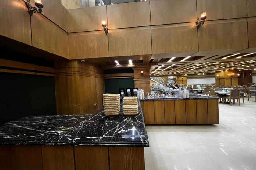 هتل فدک الزهرا مشهد - رستوران