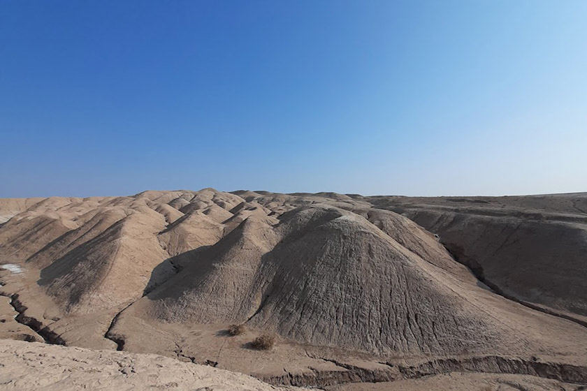 کوه های کویر مرجانب