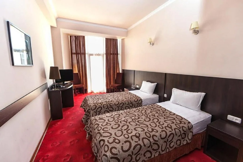Regineh Hotel Yerevan - Standard Double or Twin Room with Balcony