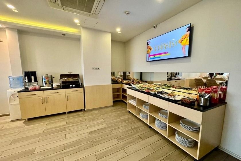 Aram Nenessa Hotel Istanbul - Food And Drink