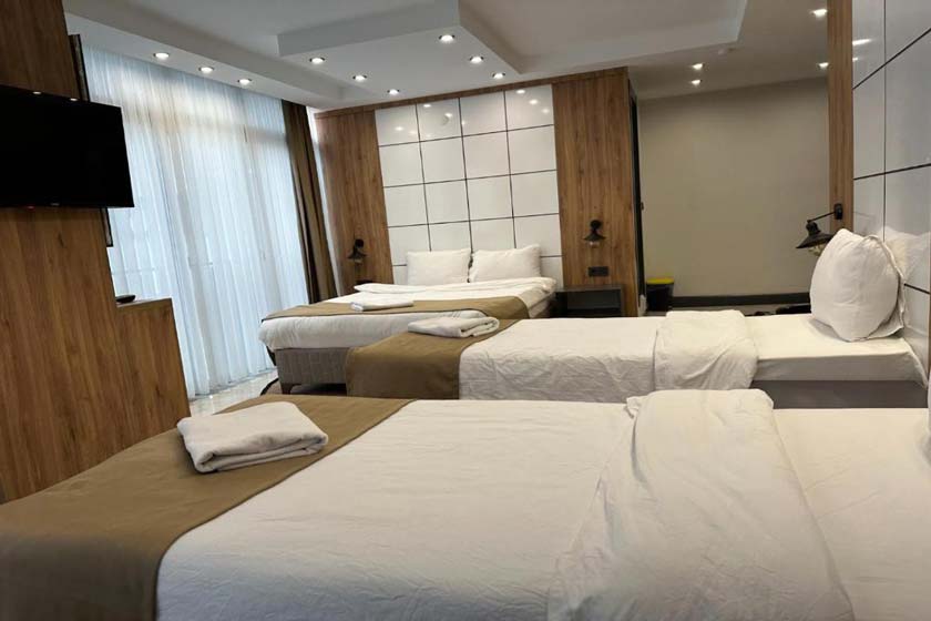 Pars Palas Hotel van - Deluxe Quadruple Room