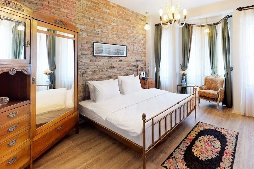 Hotel Des Arts Galata Istanbul - Deluxe Double Room
