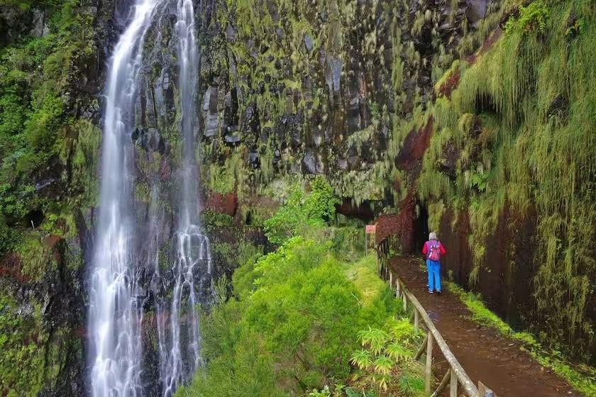 ۵. مادیرا، پرتغال (Madeira, Portugal)؛ بهترین مکان برای فعالیت‌های خارج از منزل در هوای گرم