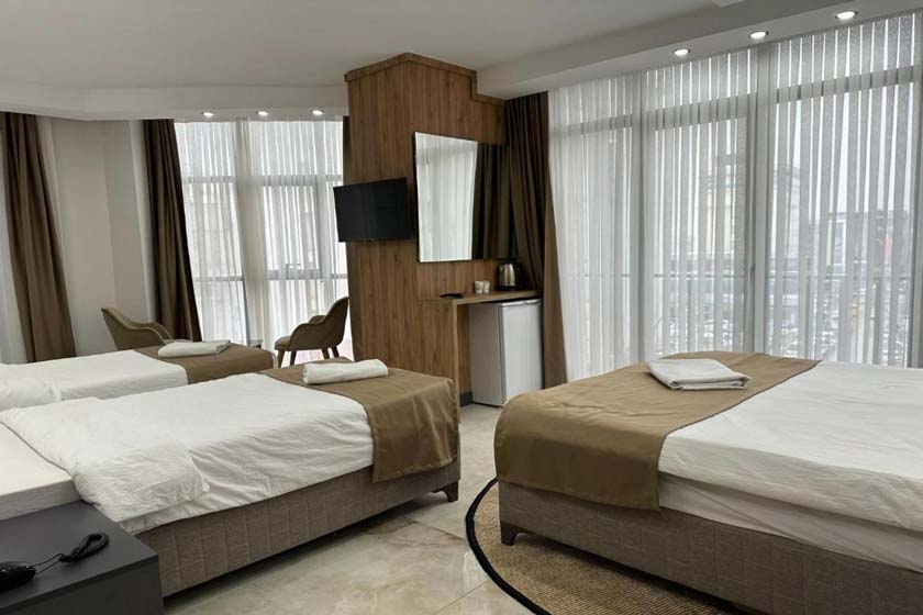 Pars Palas Hotel van - Deluxe Quadruple Room