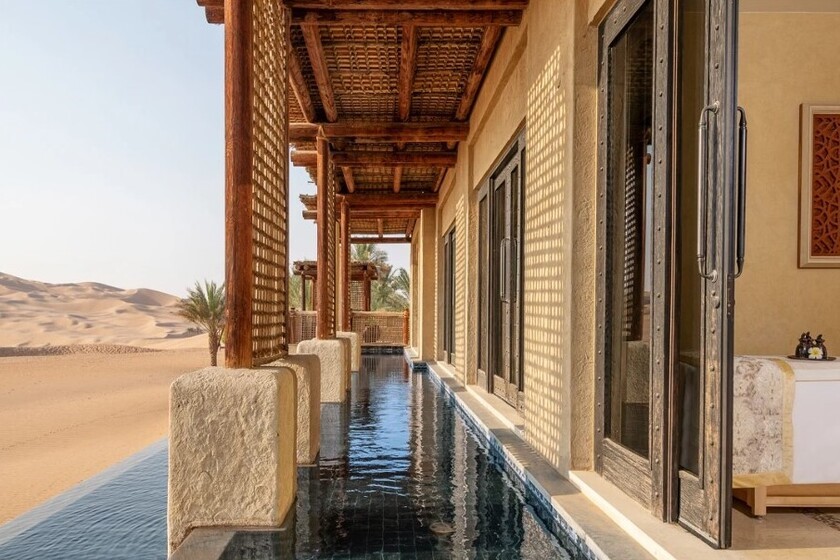 ریزوت‌ هتل قصر السراب دیزرت بای آنانتارا (Qasr Al Sarab Desert Resort By Anantara)
