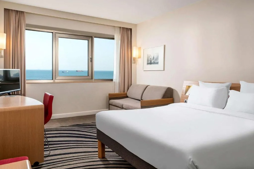 Novotel Istanbul Zeytinburnu Istanbul - Standard Room With Queen Bed And Sofa