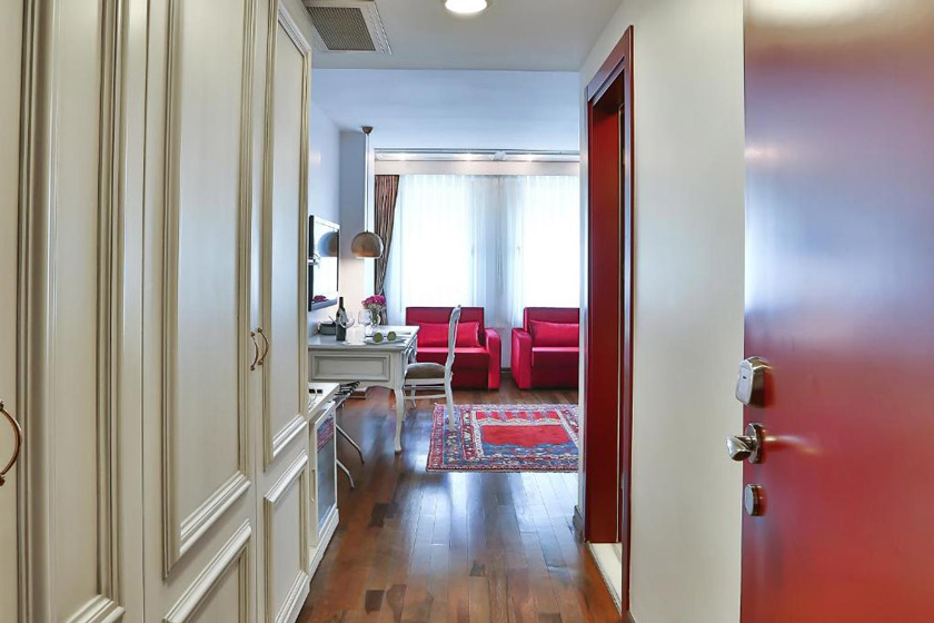 Senatus Hotel - Special Class Istanbul - King Suite with Jacuzzi