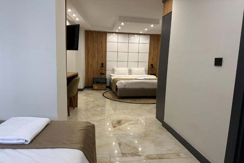 Pars Palas Hotel van - Triple Room