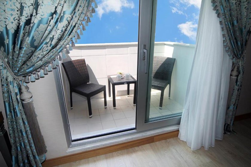 Mukarnas Taksim Hotel Istanbul - Two Connecting Standard Rooms with Balcony