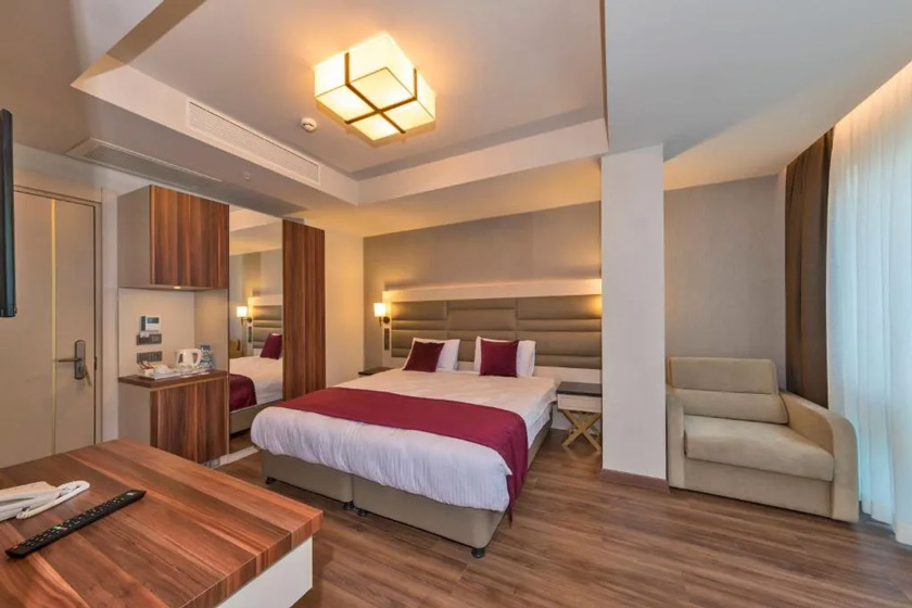 Golden Royal Hotel Istanbul - Deluxe Triple Room