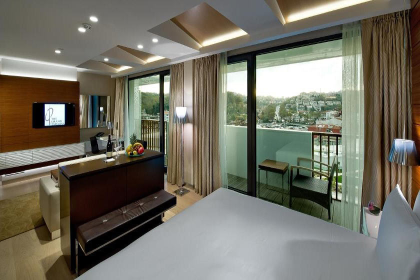 The Grand Tarabya Hotel Istanbul - Deluxe Junior Suite Marina View