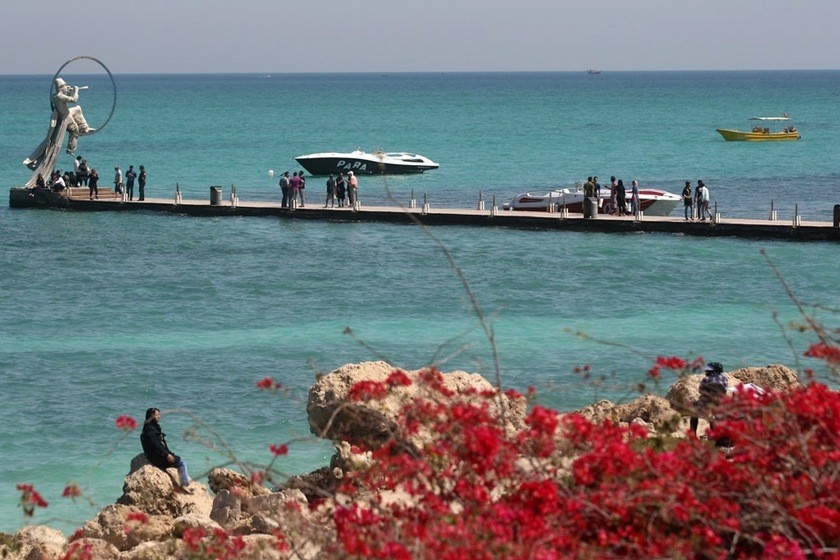 اسکله پارک ساحلی مرجان