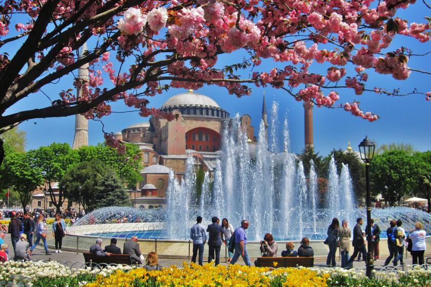 جاذبه های استانبول ترکیه. منبع عکس: وب‌سایت Vizyon-City-Hotel.Istanbul-Turkeyhotels.Com. عکاس: نامشخص