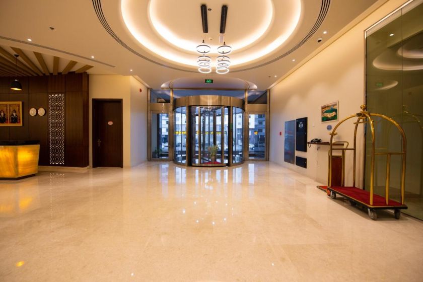 Rozana Hotel muscat - lobby