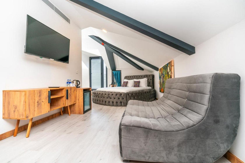 The Gate Kadikoy Downtown Istanbul - Suite with Spa Bath