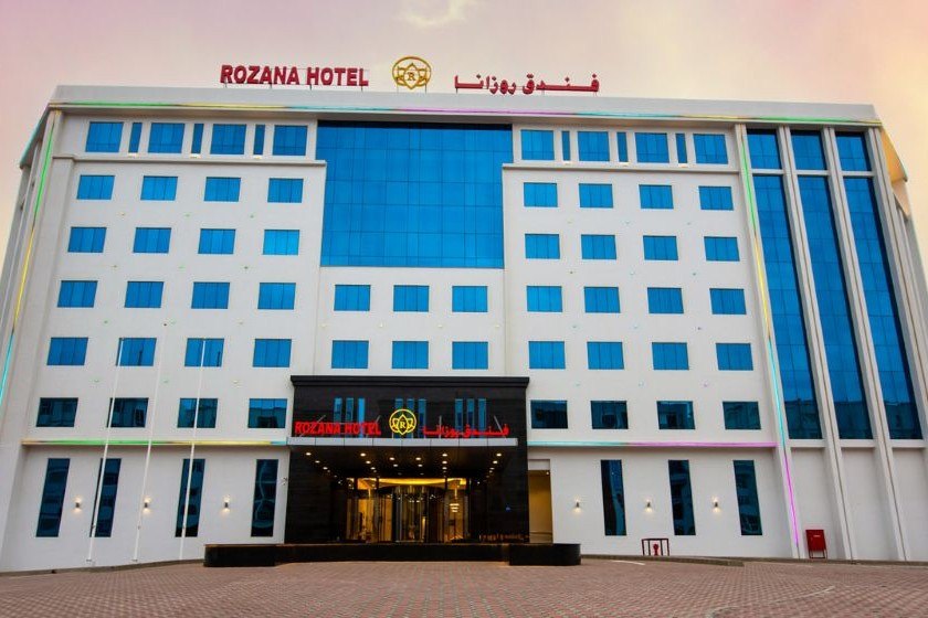 Rozana Hotel muscat - facade
