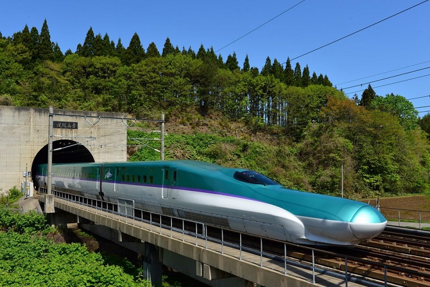 قطار هوکایدو به ژاپن. منبع:japanrailandtravel . عکاس: نامشخص