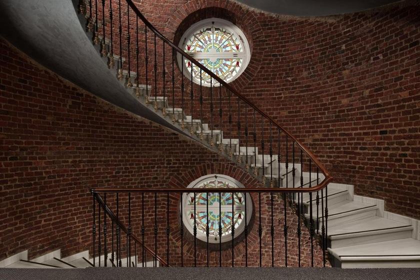 DeCamondo Galata, a Tribute Portfolio Hotel Istanbul - stairs