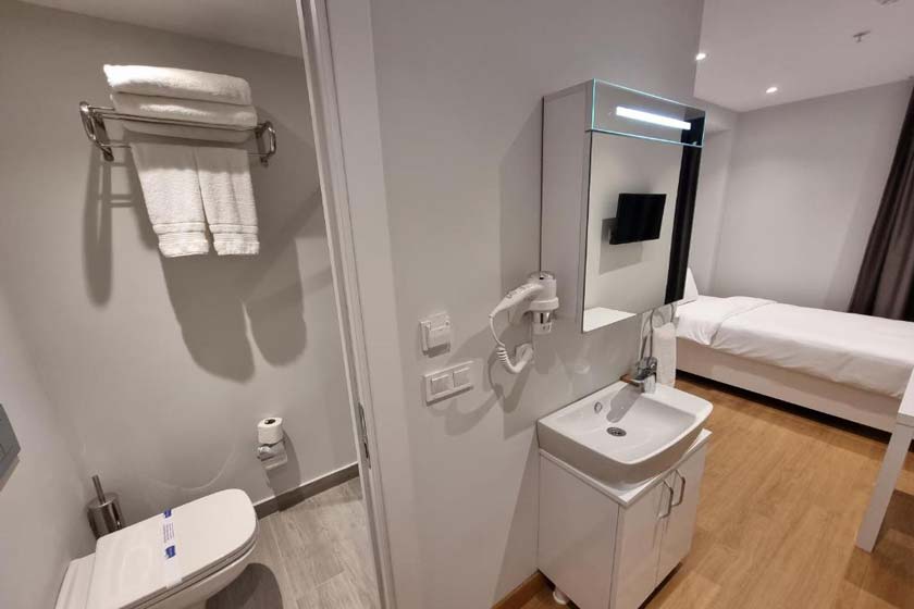 10m2 Hotel istanbul - single room