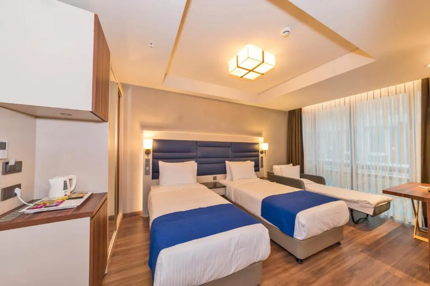 Golden Royal Hotel Istanbul - Deluxe Triple Room