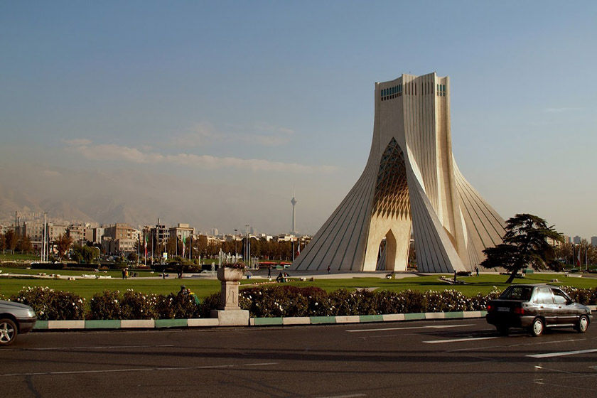 برج آزادی تهران. منبع عکس: گوگل مپ، عکاس: Ulrich Lind