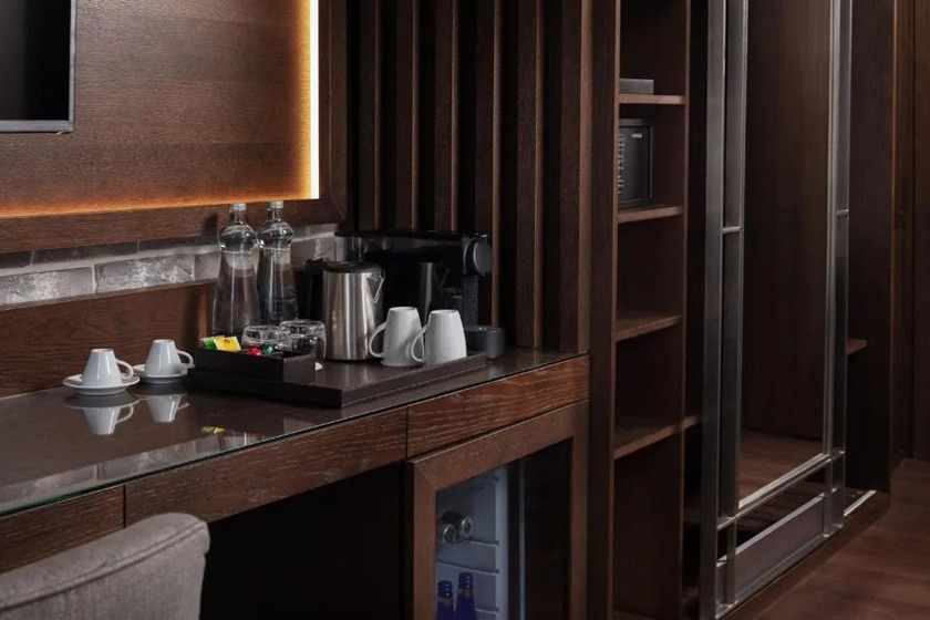 DeCamondo Galata, a Tribute Portfolio Hotel Istanbul - Karakoy Banque Deluxe Twin Room