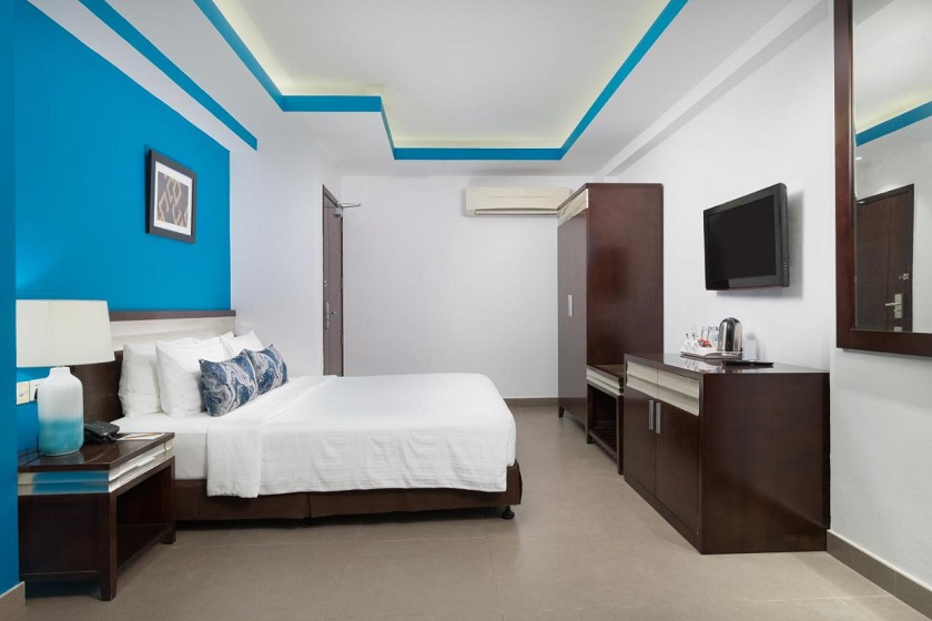 Al Hail Waves Hotel Managed By Centara Muscat - Standard City View King