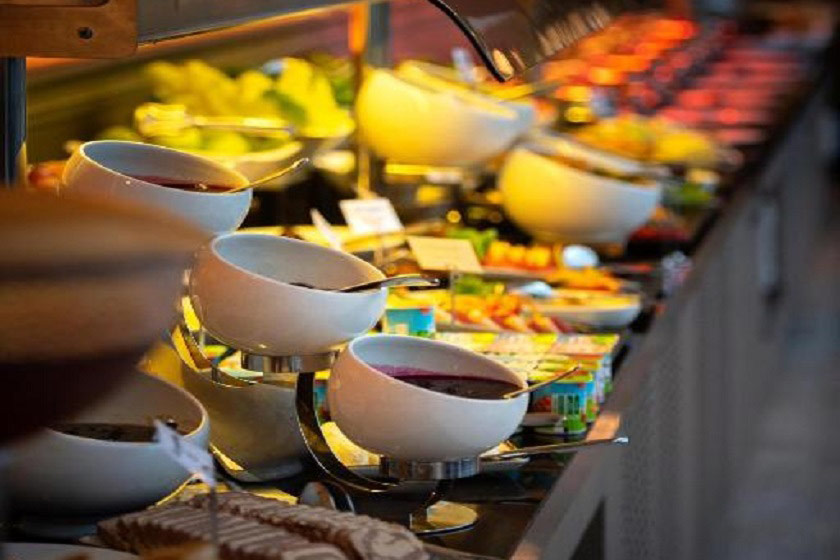 Port Bosphorus Hotel Istanbul - Food and Drink