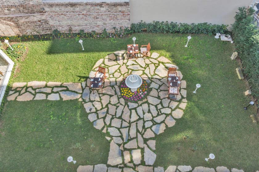 Enderun Hotel Istanbul - garden