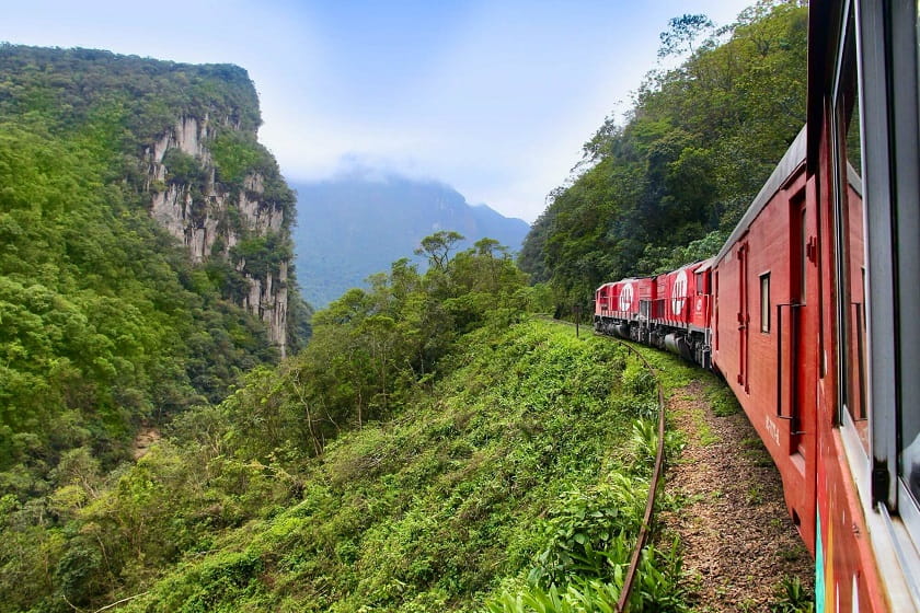 قطار سردا وردا به برزیل. منبع: railsouthamerica. عکاس: نامشخص